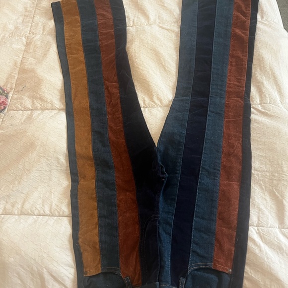 Flared Denim - Picture 4 of 5